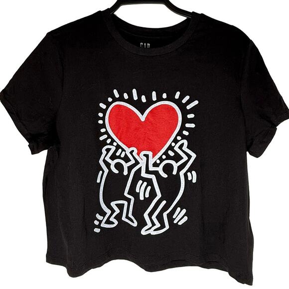 Gap x Keith Haring Women's Black Cropped T Shirt Men Holding Heart Love NWT L - Picture 2 of 6